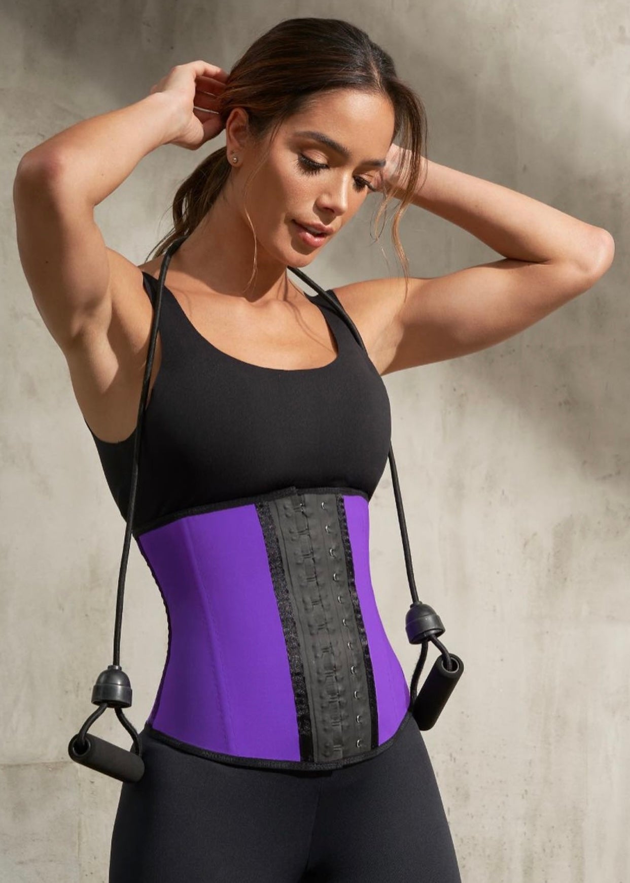 7. Faja Deportiva de 2 hileras de broches corta Colfajas